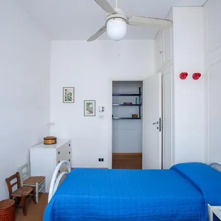 Sea Breeze Beachfront 公寓 加埃塔
